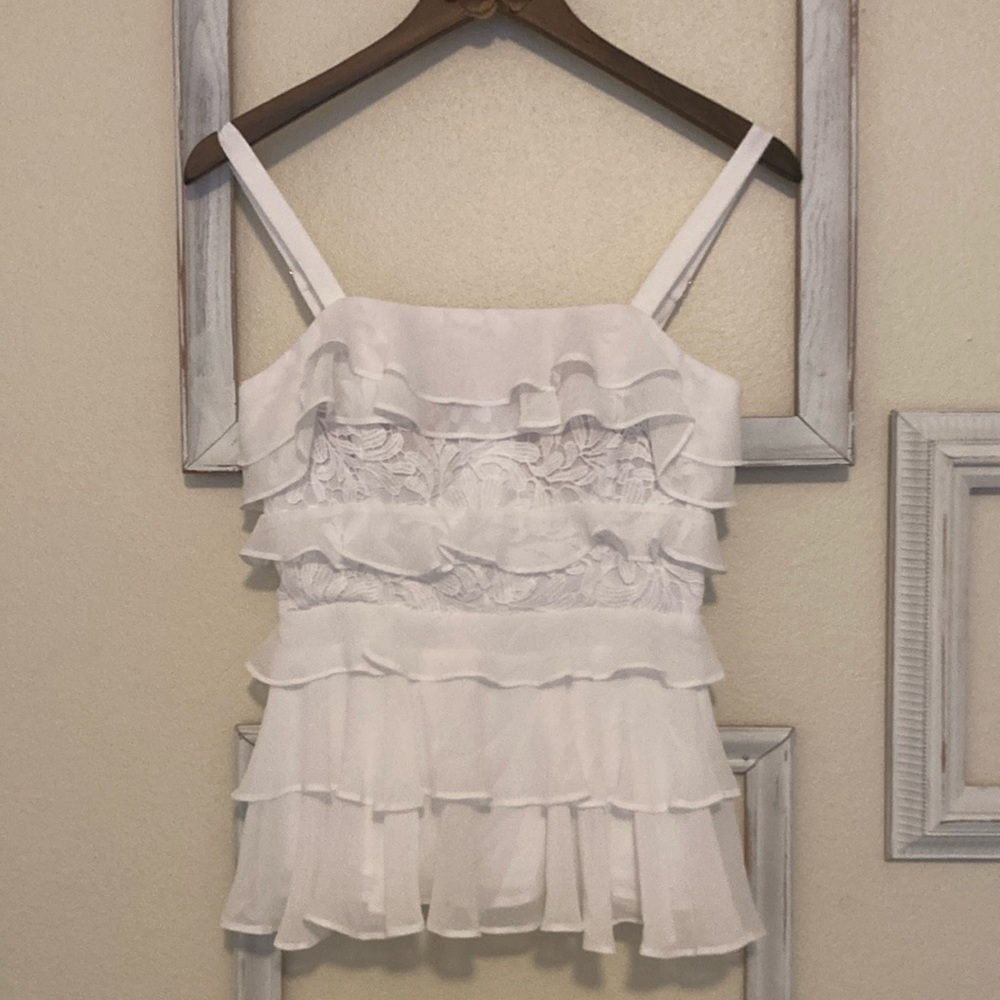Lilly Pulitzer Olive top in Resort White